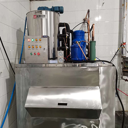 3噸不銹鋼片冰機交付河南武陟某食品廠使用