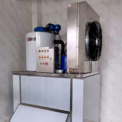 2噸不銹鋼片冰機交付重慶某食品廠使用