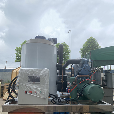 5噸片冰機交付山東臨邑水產配送中心使用