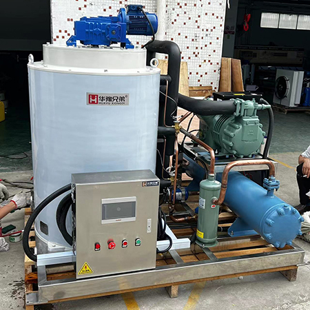 5噸片冰機交付廣東云浮某食品廠使用