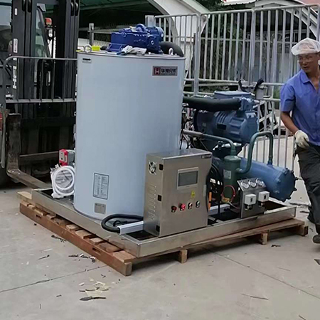 5噸片冰機交付湖北孝感某食品加工廠使用