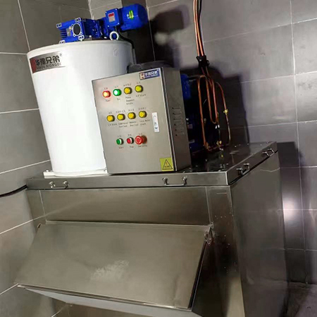 1噸片冰機分冷分體交付清遠連鎖超市