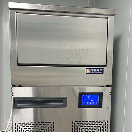 ICE-F90-30雪花制冰機交付廣東深圳醫療器械