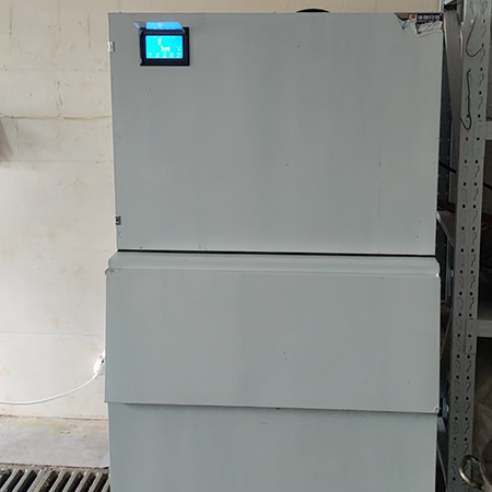 1噸純雪花制冰機(jī)交付浙江慈溪某海鮮姿造店