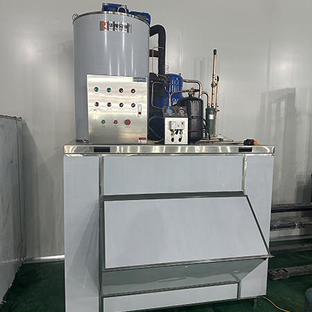 3噸片冰機交付河北某食品廠