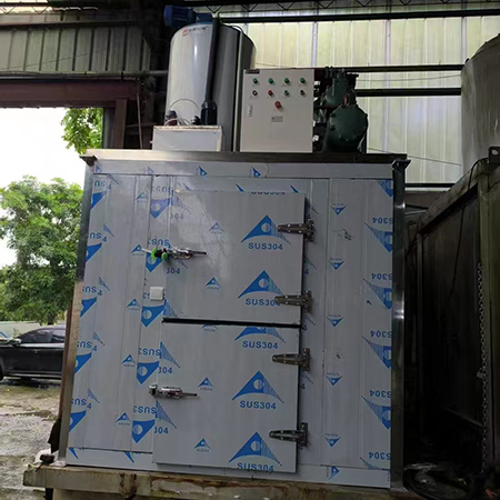 5噸片冰機(jī)交付山東青島某水產(chǎn)海鮮基地