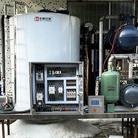 25噸三文魚養殖基地片冰機發貨前調試